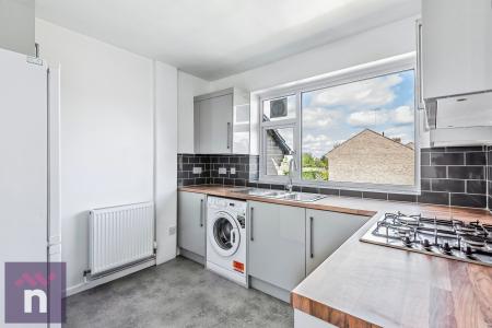 3 bedroom Flat to let in Lansdown Road, Lansdown, Cheltenham, GL51