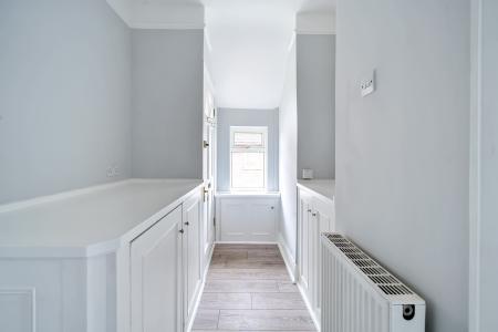 2 bedroom Maisonette to let in Elmfield Avenue, Cheltenham, GL51