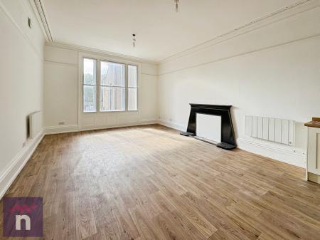 1 bedroom Flat to let in Eastgate Street, Central, Gloucester, GL1