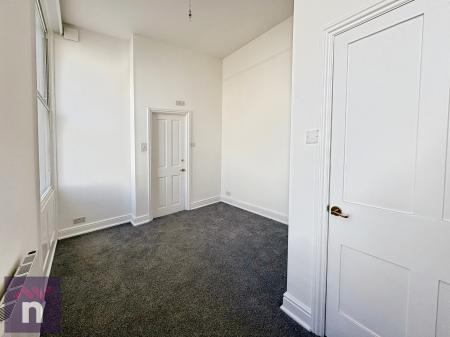 1 bedroom Flat to let in Eastgate Street, Central, Gloucester, GL1