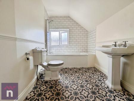 2 bedroom Flat to let in North Street, Winchcombe, Winchcombe, GL54