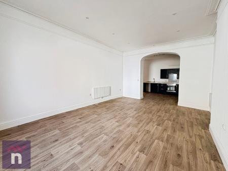 1 bedroom Flat to let in Eastgate Street, Gloucester, GL1