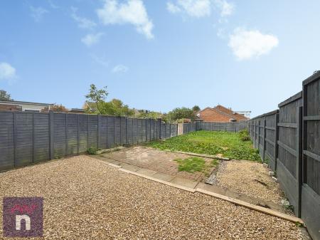 3 bedroom Terraced House to let in Longlands Road, Bishops Cleeve, GL52