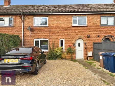 3 bedroom Terraced House to let in Longlands Road, Bishops Cleeve, GL52