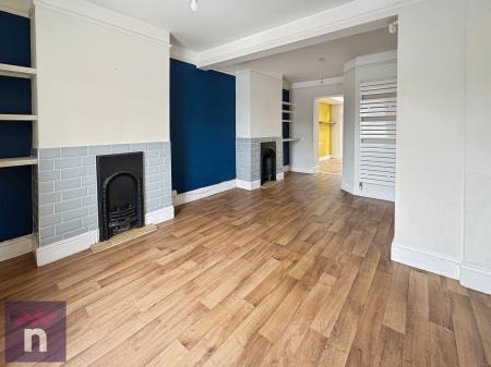 2 bedroom Detached house to let in Devonshire Street, Lower High Street, Cheltenham, GL50