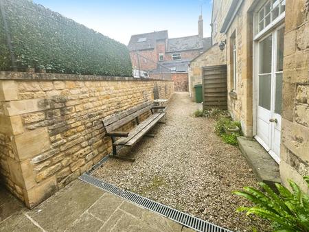 2 bedroom Mews house to let in Royle Mews, Cowl Lane, Winchcombe, GL54