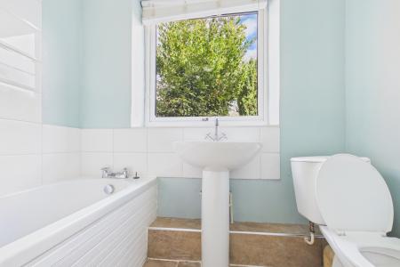 2 bedroom Terraced House to let in Westminster Road, Hoole, Chester, CH2