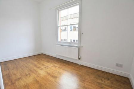 2 bedroom Town house to let in Duke Street, Chester, CH1