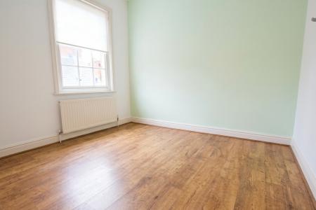 2 bedroom Town house to let in Duke Street, Chester, CH1