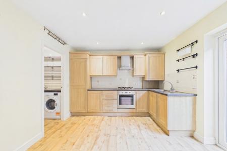 2 bedroom Terraced House to let in Pickering Mews, Hoole, Chester, CH2