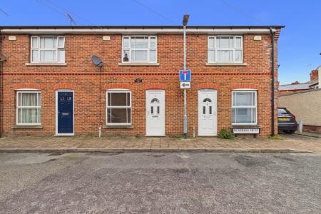 2 bedroom Terraced House to let in Pickering Mews, Hoole, Chester, CH2