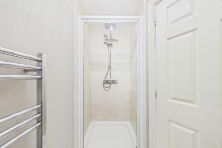 2 bedroom Terraced House to let in Pickering Mews, Hoole, Chester, CH2