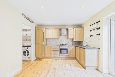 2 bedroom Terraced House to let in Pickering Mews, Hoole, Chester, CH2