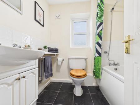 3 bedroom Detached house to let in Strawberry Fields, Great Boughton, Chester, CH3