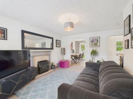 3 bedroom Detached house to let in Strawberry Fields, Great Boughton, Chester, CH3