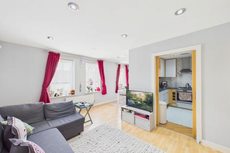 2 bedroom Flat to let in New Crane Street, Chester, CH1