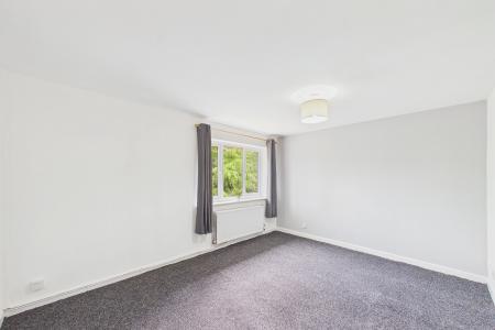 2 bedroom Flat to let in Telford Way, Saltney, CH4