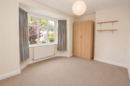 4 bedroom Semi-detached house to let in Woodlands Drive, Hoole, Chester, CH2