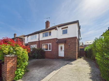 3 bedroom Semi-detached house to let in Knowsley Road, Hoole, Chester, CH2