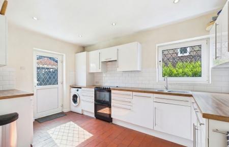 3 bedroom Semi-detached house to let in Knowsley Road, Hoole, Chester, CH2