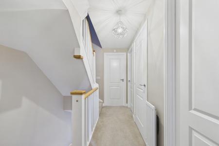 4 bedroom Semi-detached house to let in Dragoon Drive, Huntington, CH3