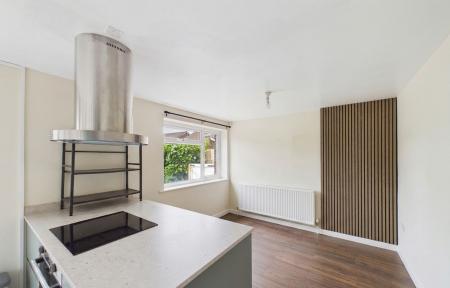 3 bedroom Detached house to let in Croft Close, Waverton, CH3