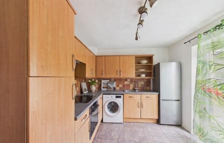 2 bedroom Semi-detached house to let in Kirkwood Close, Vicars Cross, Chester, CH3