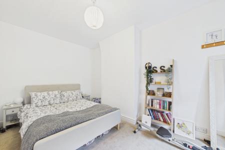 3 bedroom End of terrace house to let in Waverley Terrace, Hoole, Chester, CH2