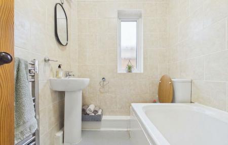 3 bedroom End of terrace house to let in Waverley Terrace, Hoole, Chester, CH2