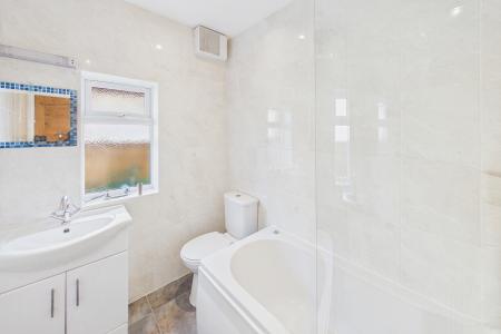 2 bedroom Bungalow to let in Southway, Blacon, Chester, CH1