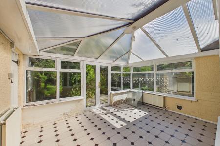 2 bedroom Bungalow to let in Southway, Blacon, Chester, CH1