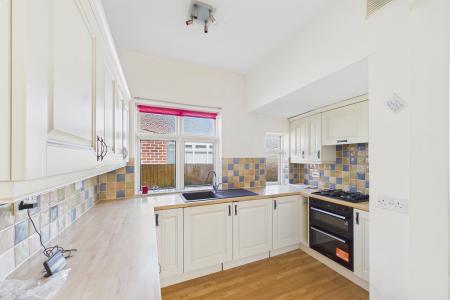 2 bedroom Bungalow to let in Southway, Blacon, Chester, CH1