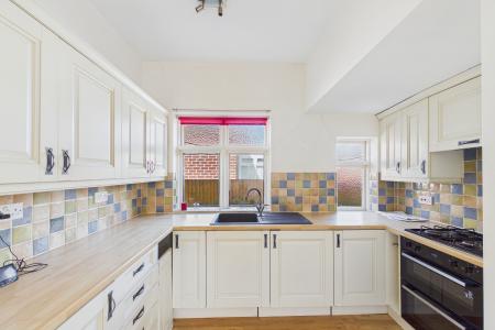 2 bedroom Bungalow to let in Southway, Blacon, Chester, CH1