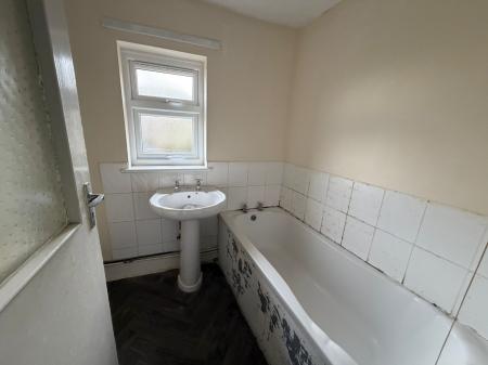 2 bedroom Cottage to let in North Road, Clacton-On-Sea, CO15