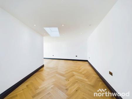 4 bedroom Detached house to let in Percival Road, Walton-on-the-Naze, CO14