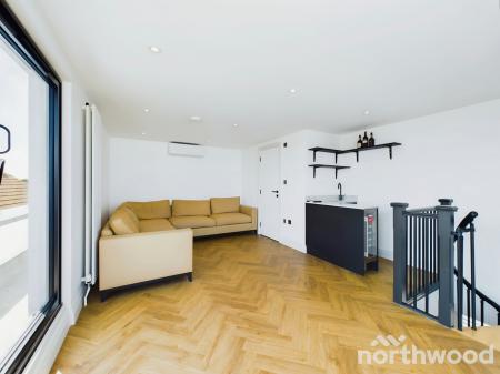 4 bedroom Detached house to let in Percival Road, Walton-on-the-Naze, CO14