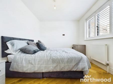 4 bedroom Detached house to let in Percival Road, Walton-on-the-Naze, CO14