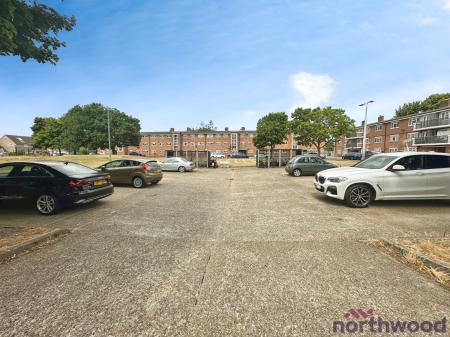 2 bedroom Flat for sale in (SALES) Malan Square, Elm Park, RM13