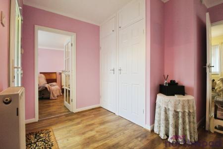 2 bedroom Detached bungalow for sale in Queens Road, Clacton-On-Sea, CO15