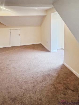 4 bedroom Duplex to let in Meachen Road, Colchester, CO2