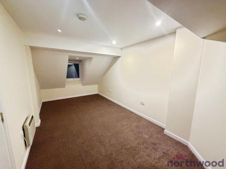 4 bedroom Duplex to let in Meachen Road, Colchester, CO2