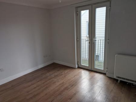 2 bedroom Flat to let in High Street, Clacton-On-Sea, CO15