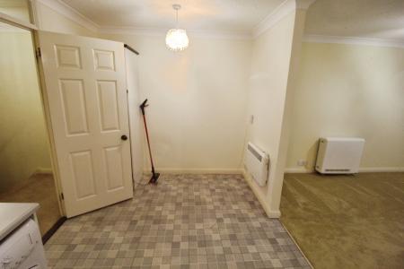 1 bedroom Flat for sale in Saxmundham Way, Clacton-On-Sea, CO16