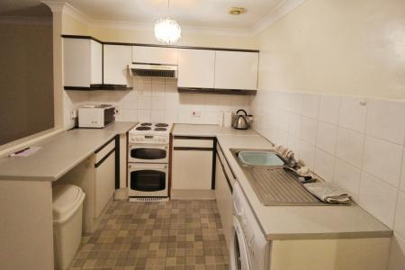 1 bedroom Flat for sale in Saxmundham Way, Clacton-On-Sea, CO16