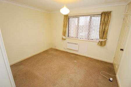 1 bedroom Flat for sale in Saxmundham Way, Clacton-On-Sea, CO16