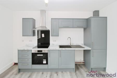 2 bedroom Flat to let in West Avenue, Clacton-On-Sea, CO15