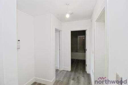 2 bedroom Flat to let in West Avenue, Clacton-On-Sea, CO15