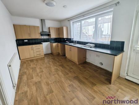 3 bedroom Terraced House to let in Vansittart Street, Harwich, CO12