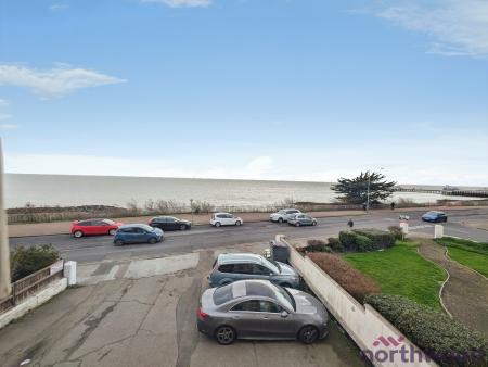 1 bedroom Flat to let in 69 Marine Parade East, Clacton-On-Sea, CO15
