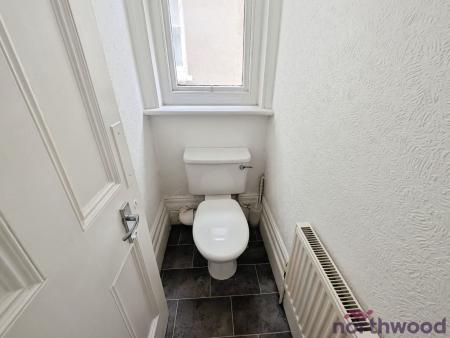 1 bedroom Flat to let in 69 Marine Parade East, Clacton-On-Sea, CO15